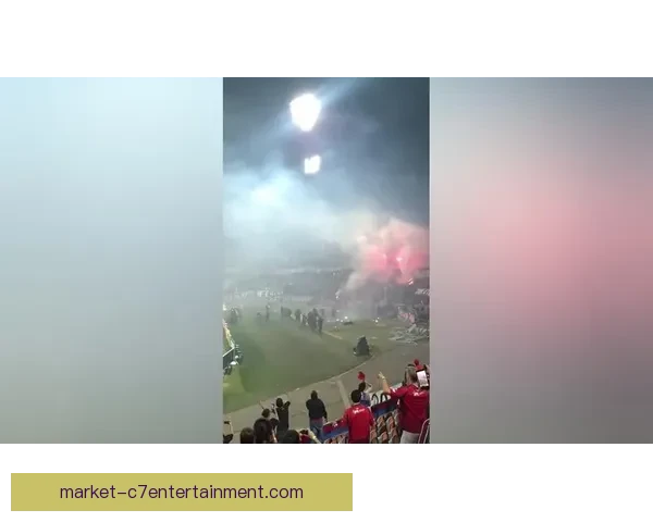 解放者杯决赛因球迷骚乱临时迁至马德里 激烈对决引发广泛关注 解放者杯决赛因球迷骚乱临时迁至马德里 激烈对决引发广泛关注